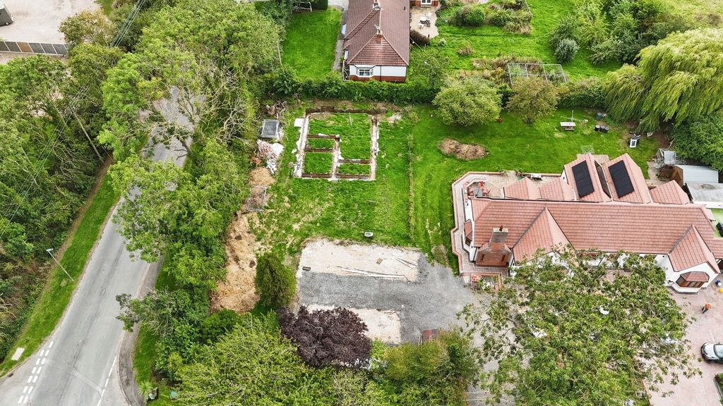 Property photo 2 of 6 5372652