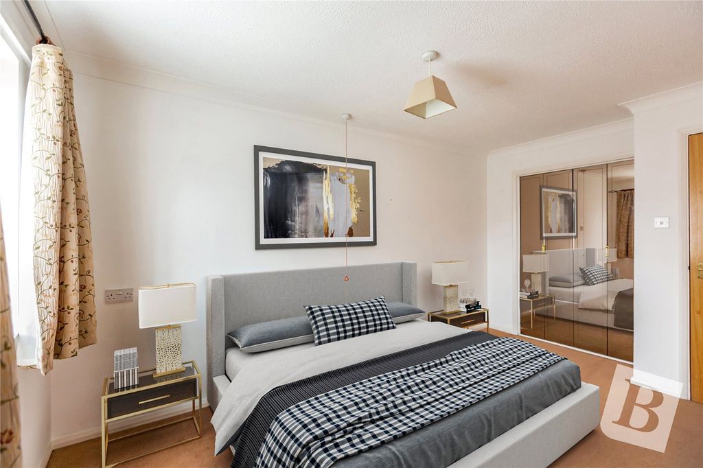 Property photo 3 of 12 Bedroom