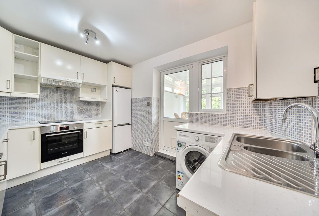 Property photo 3 of 21 1-69Bd93F8c7F63-1...