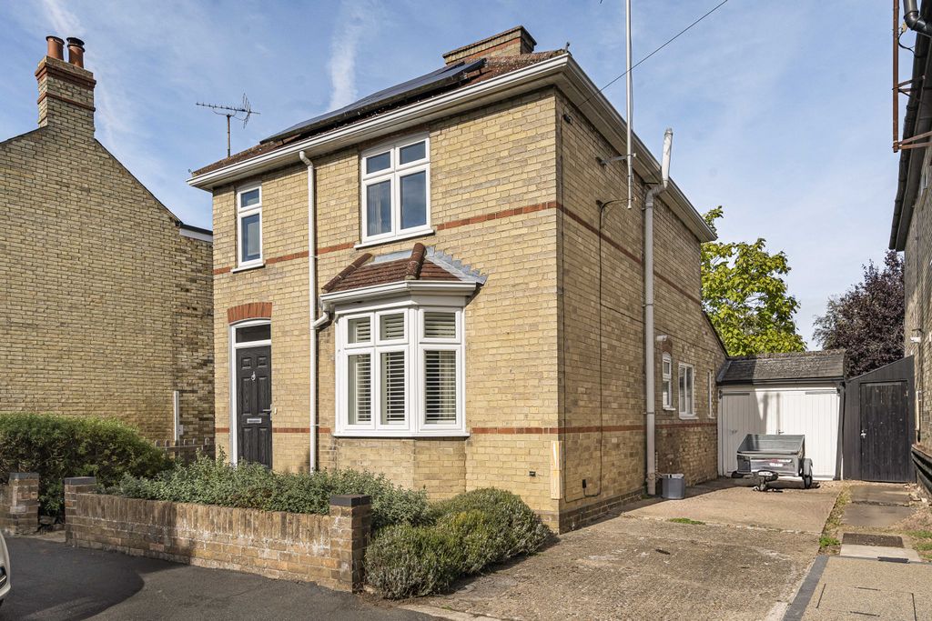 Property photo 1 of 28 3293617