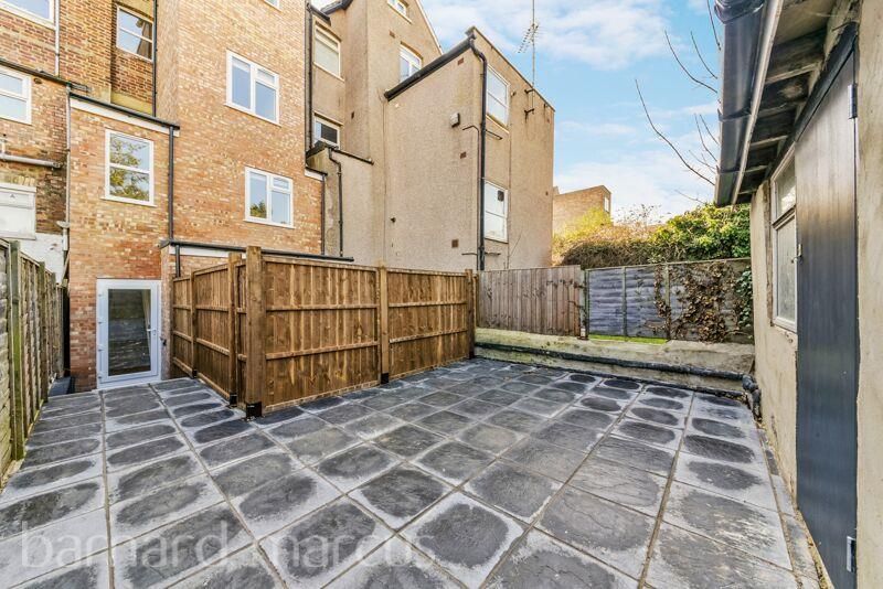 Property photo 1 of 8 Balcony