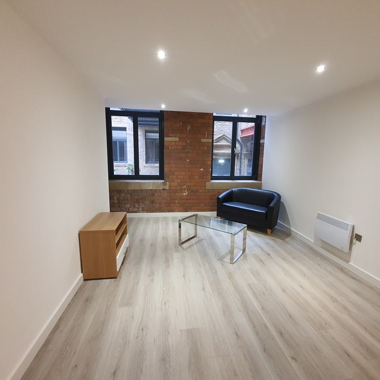 Property photo 2 of 8