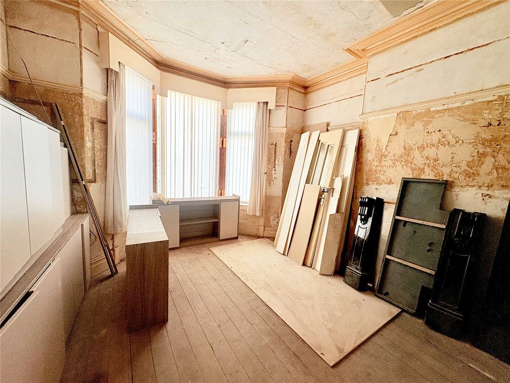 Property photo 3 of 12 Picture No. 33