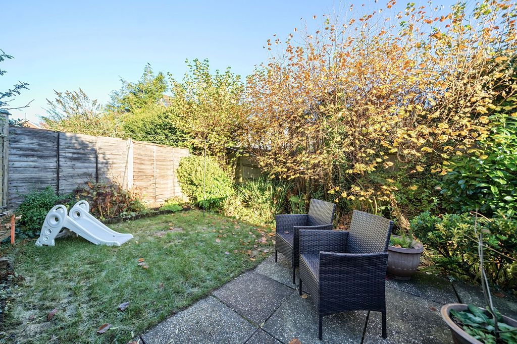 Property photo 3 of 20