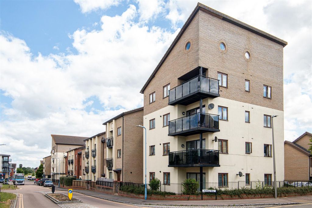 Property photo 3 of 11 1Kelling_1.Jpg