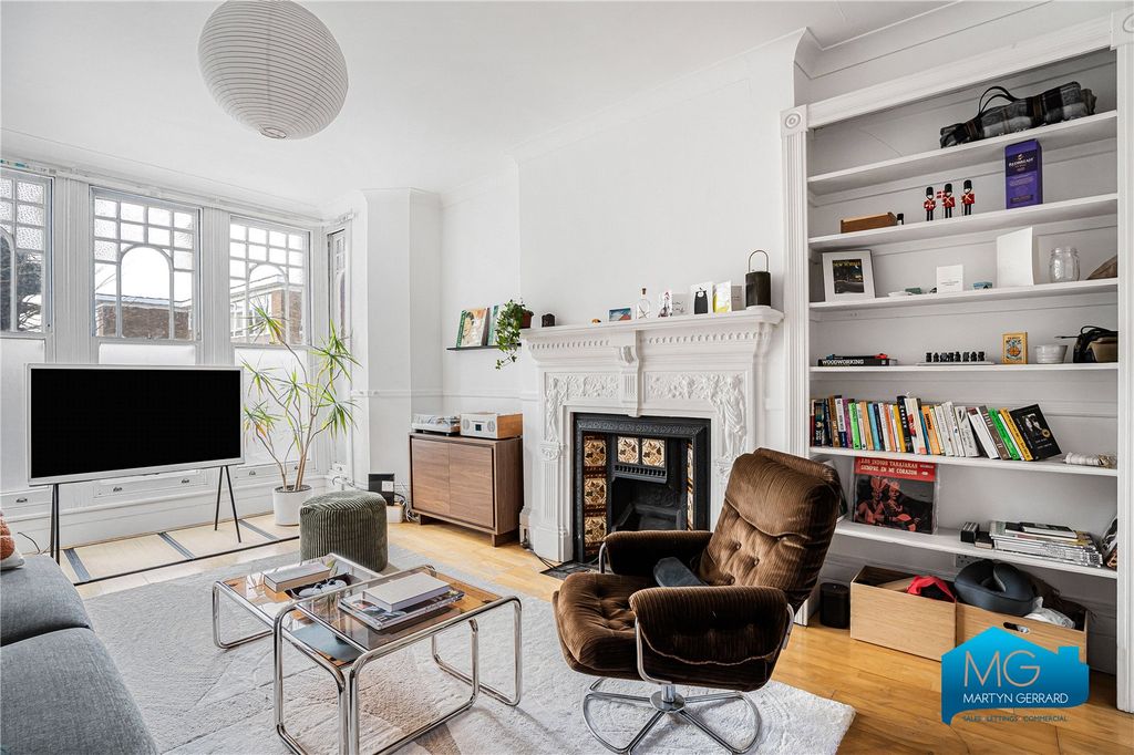 Property photo 3 of 16 Picture No. 32