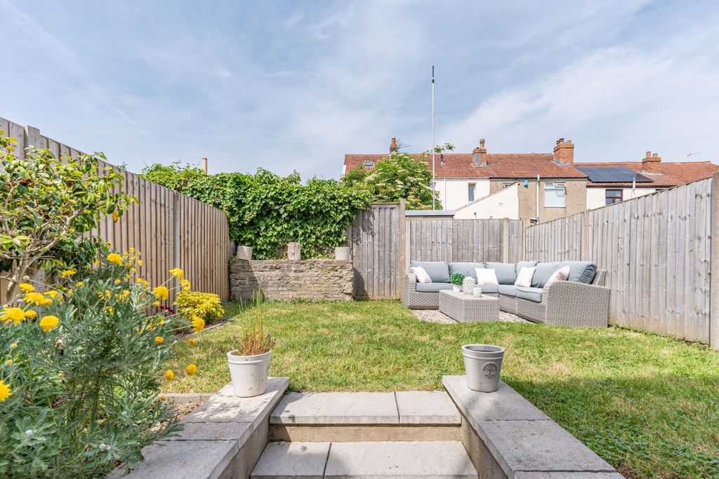 Property photo 2 of 14 A7404795-22
