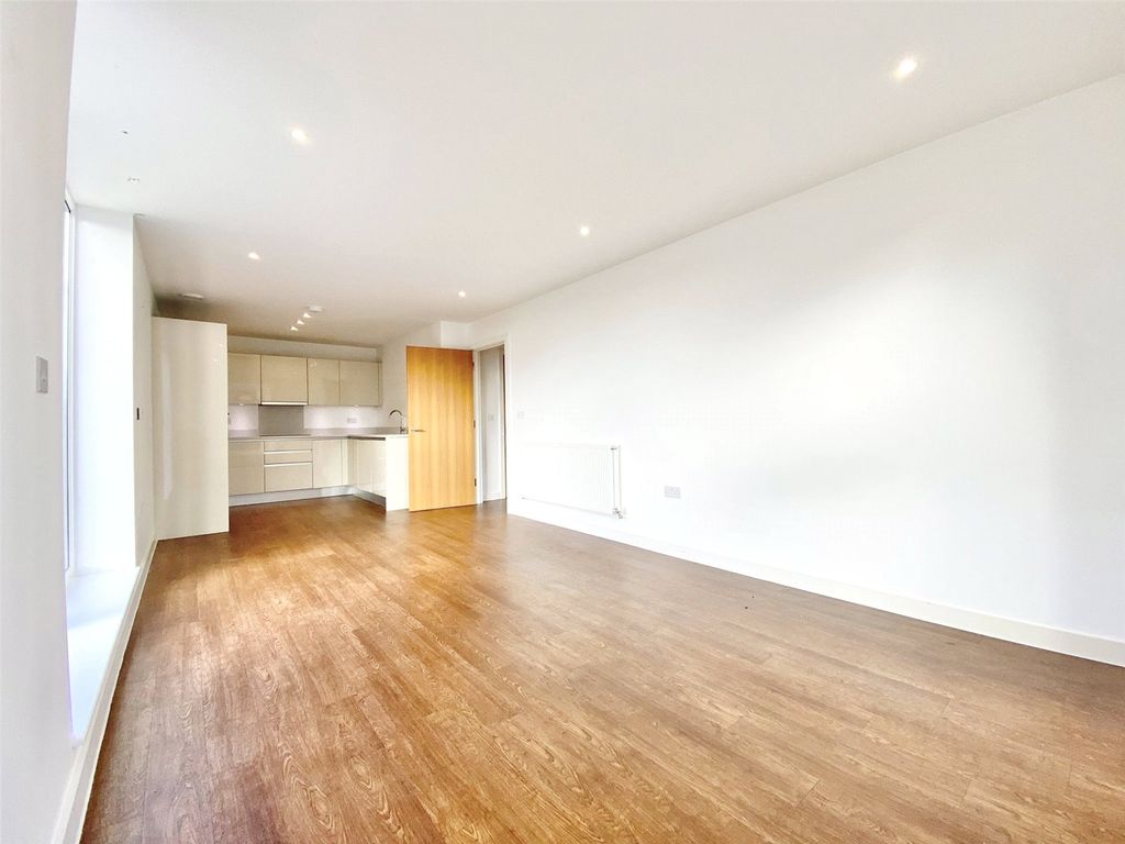 Property photo 3 of 12 Picture No. 05