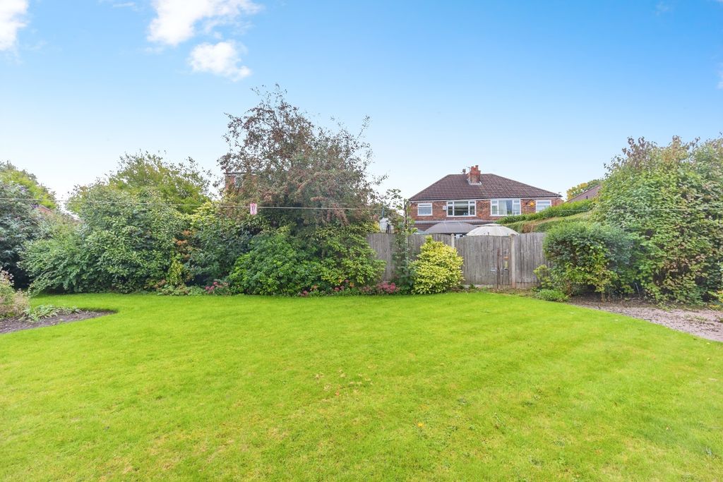 Property photo 2 of 17 Photo