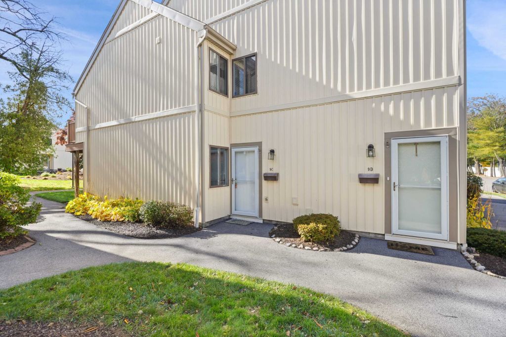 Property photo 1 of 30