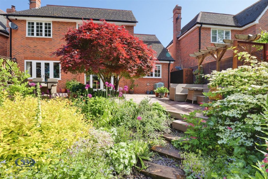 Property photo 3 of 45