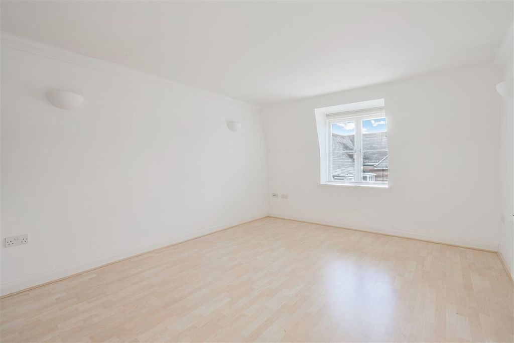 Property photo 2 of 9 Wingfield Court, (12 From 22)-17.Jpg