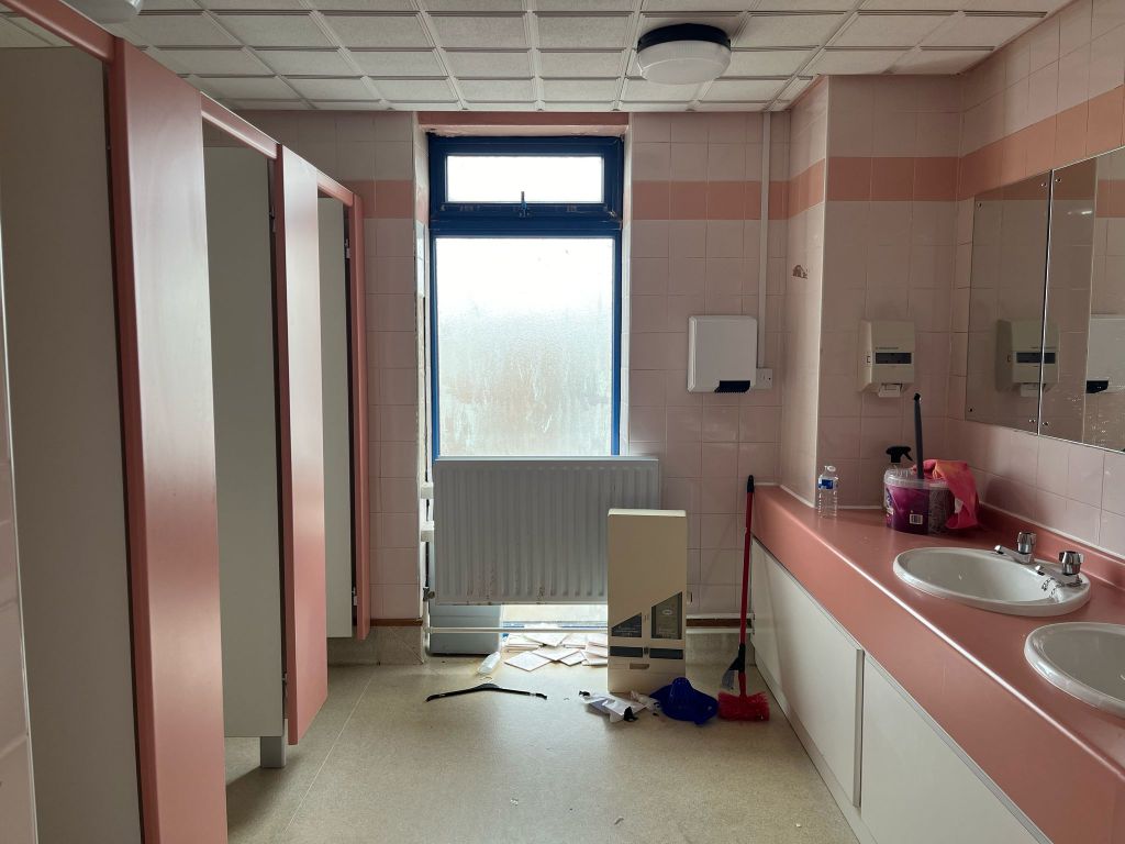 Property photo 2 of 5