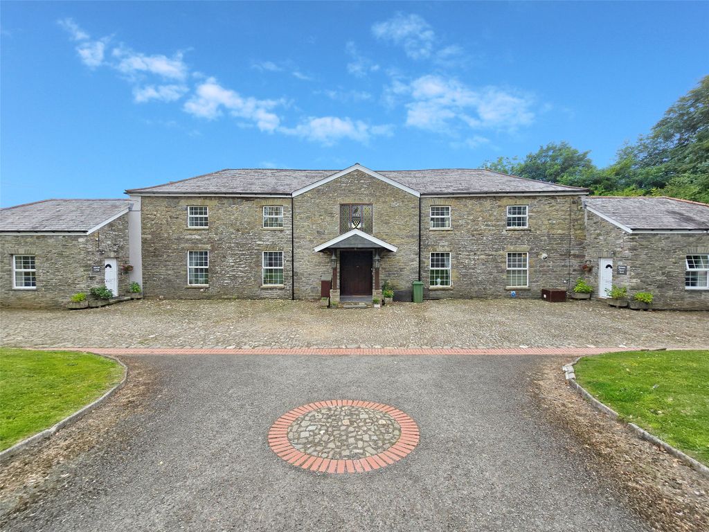 Property photo 2 of 34 Picture No. 02