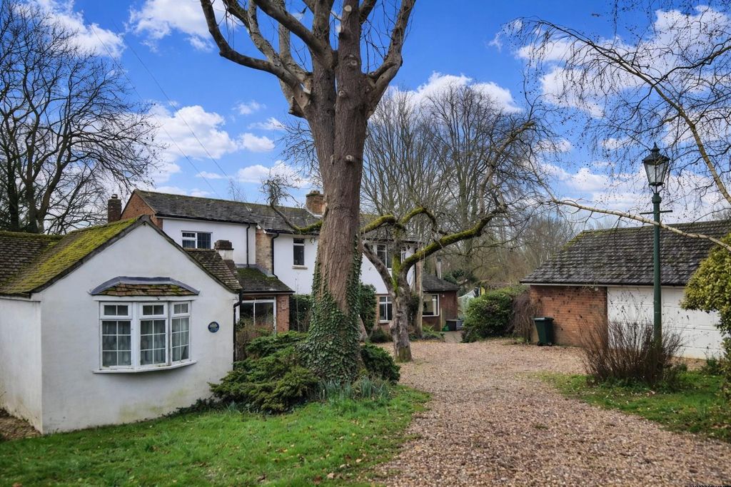 Property photo 1 of 33 Front View