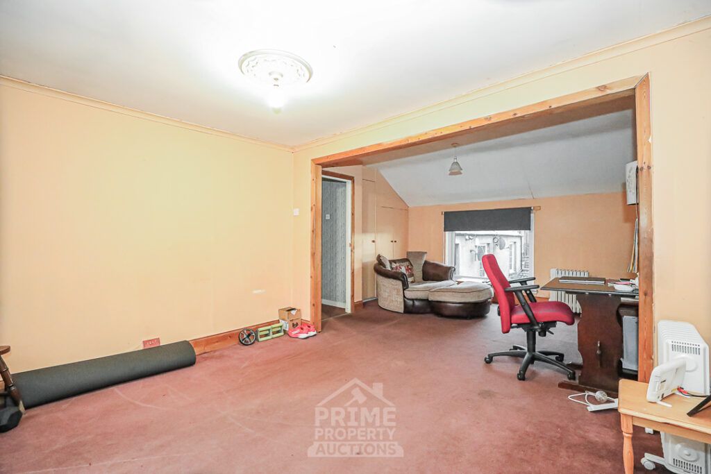 Property photo 2 of 26