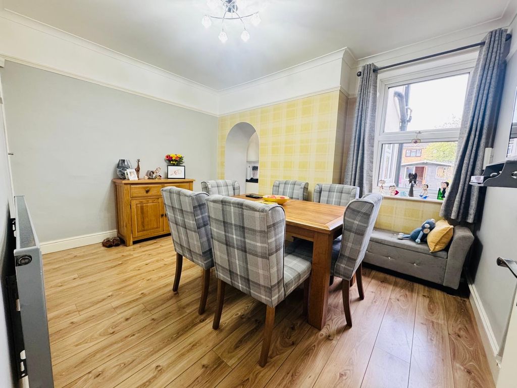 Property photo 3 of 15 Photo 3