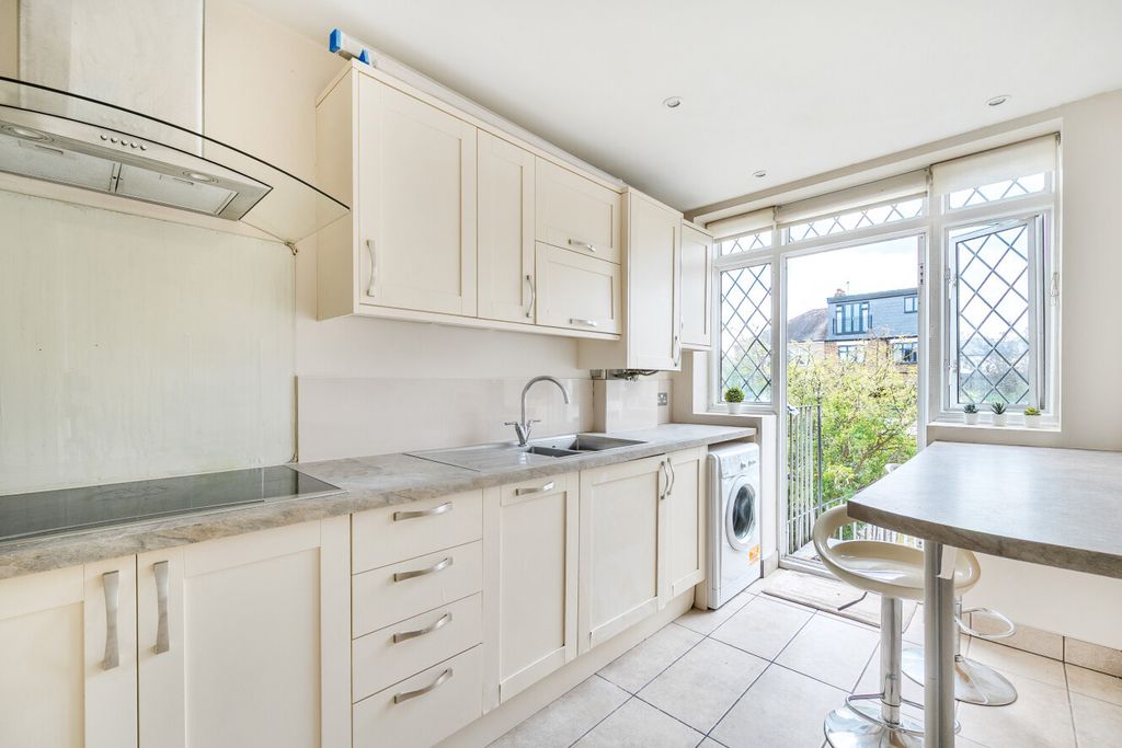 Property photo 2 of 12 1494727-16-6A60E0...
