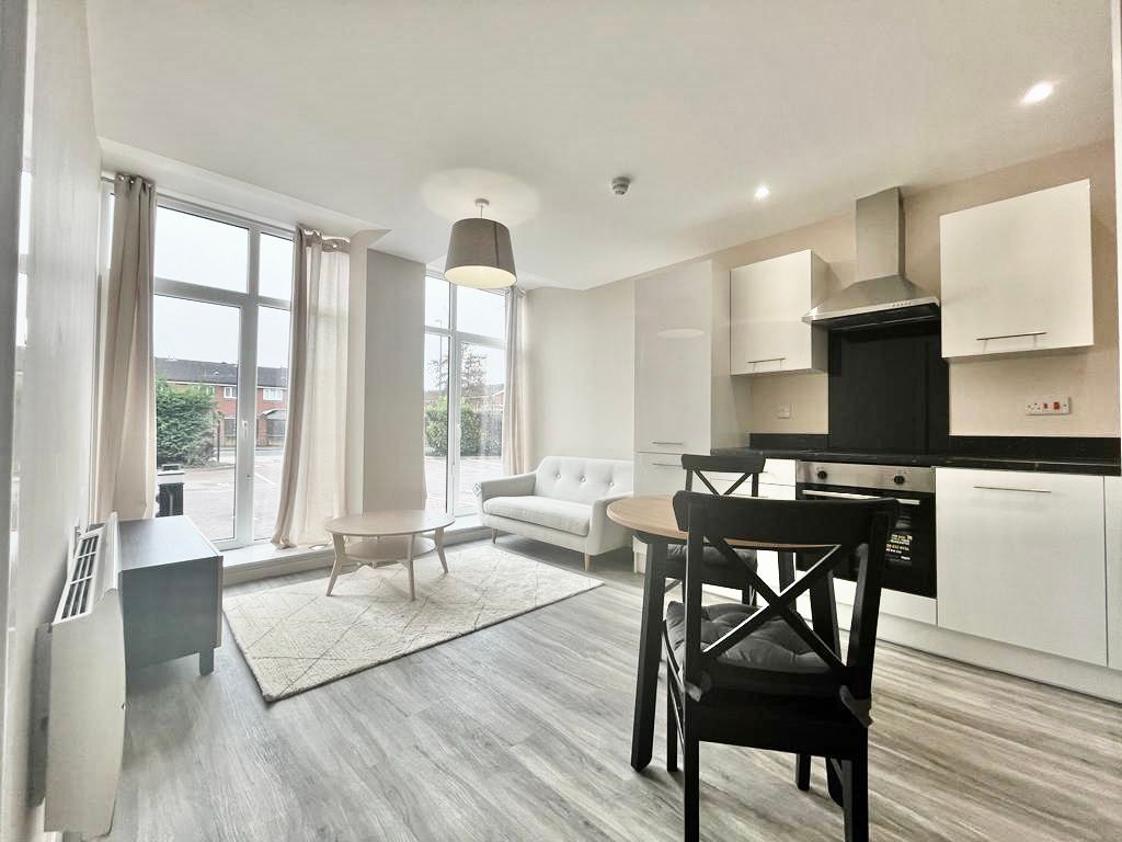 Property photo 2 of 8 Photo 02