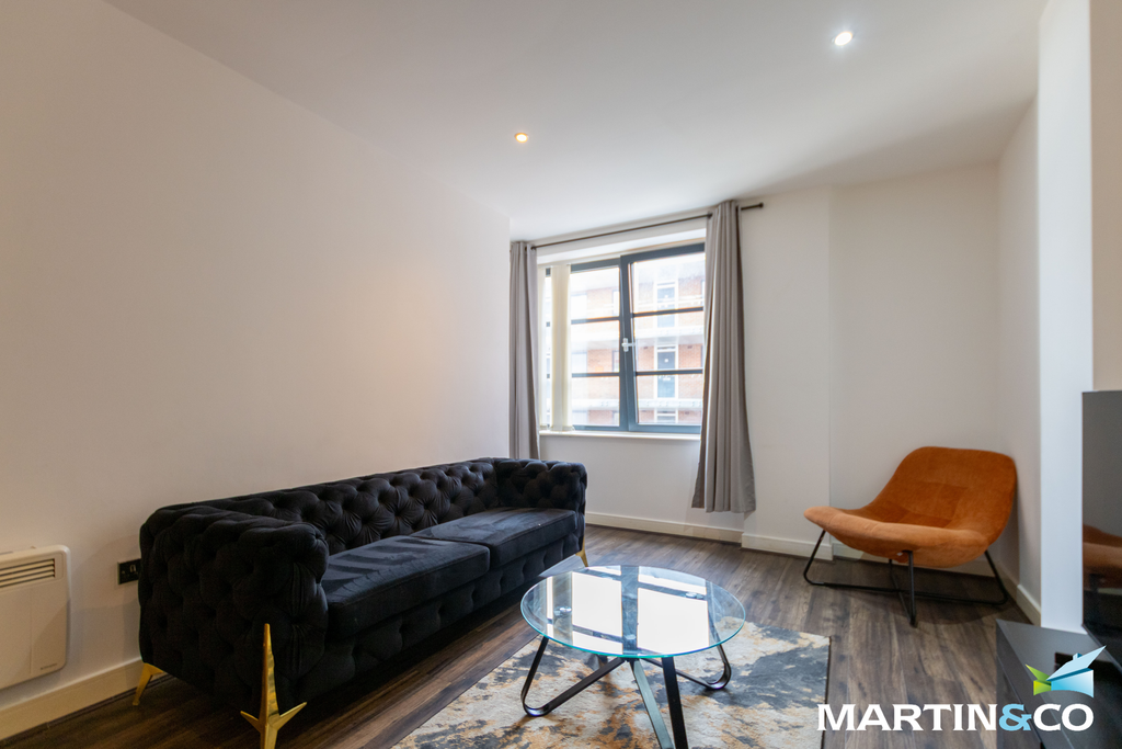 Property photo 3 of 12 Picture6