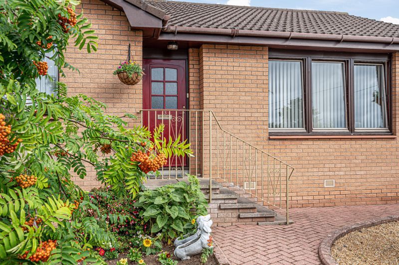 Property photo 3 of 40 External