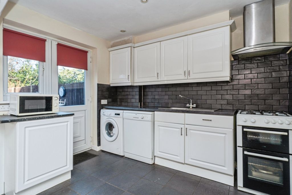 Property photo 3 of 14 Pbox-Img.Jpg