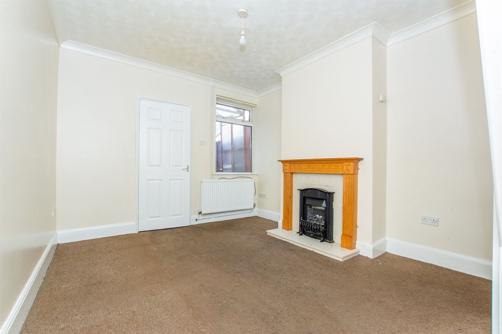 Property photo 3 of 20
