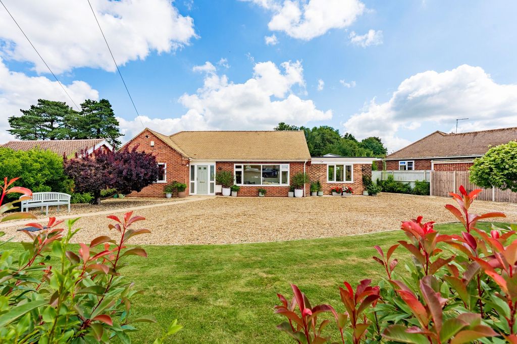 Property photo 1 of 31