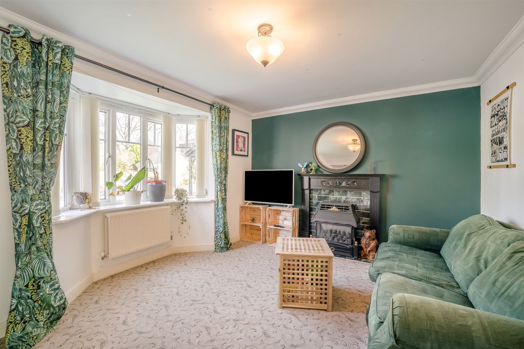 Property photo 3 of 22