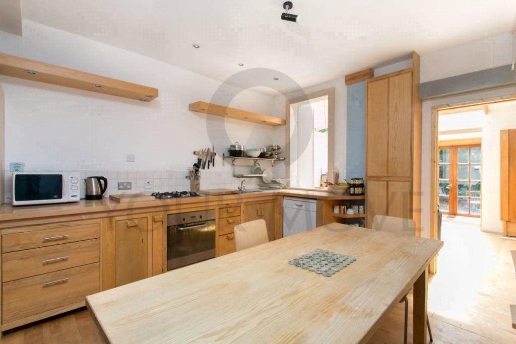 Property photo 3 of 14 Picture No. 02