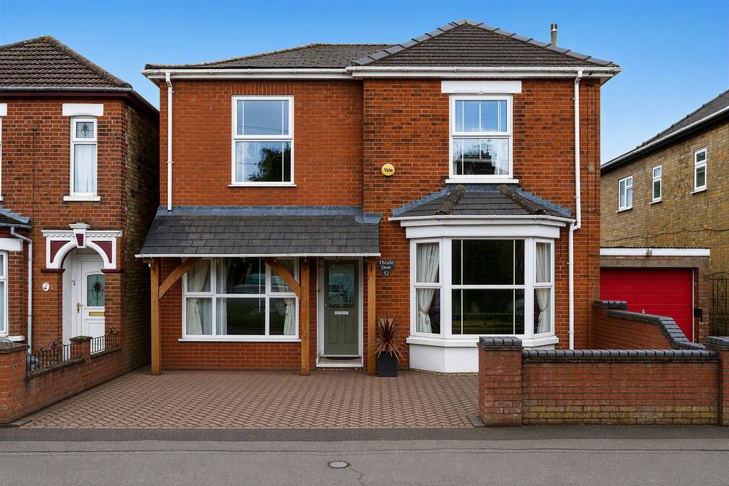 Property photo 1 of 26