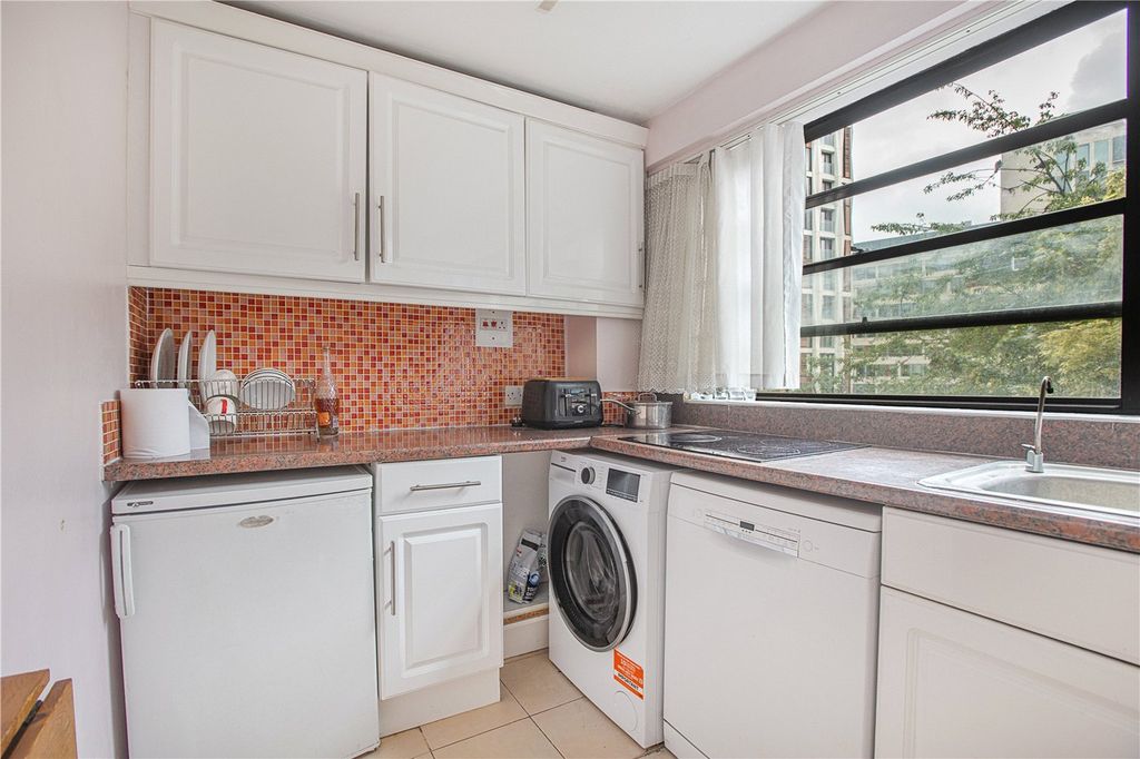 Property photo 3 of 11 Picture No. 11