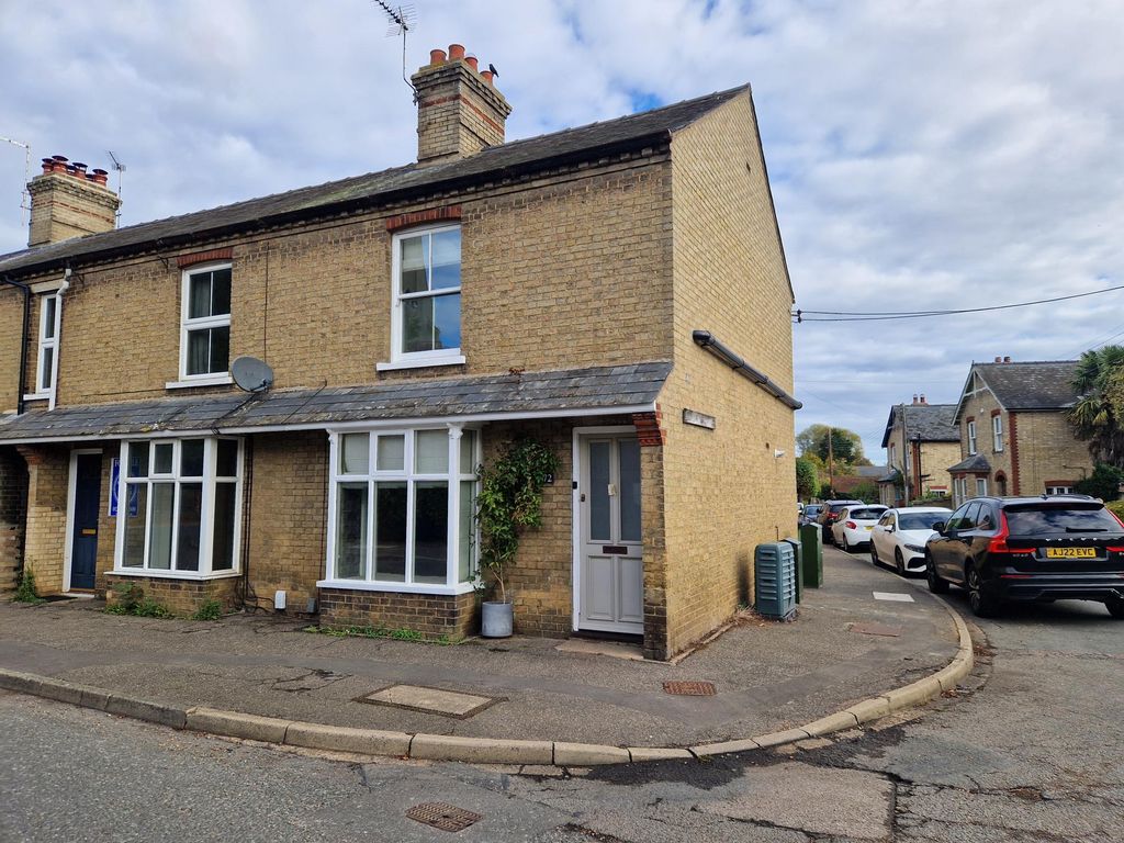 Property photo 1 of 18