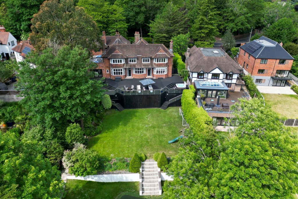 Property photo 1 of 32 Dji01171