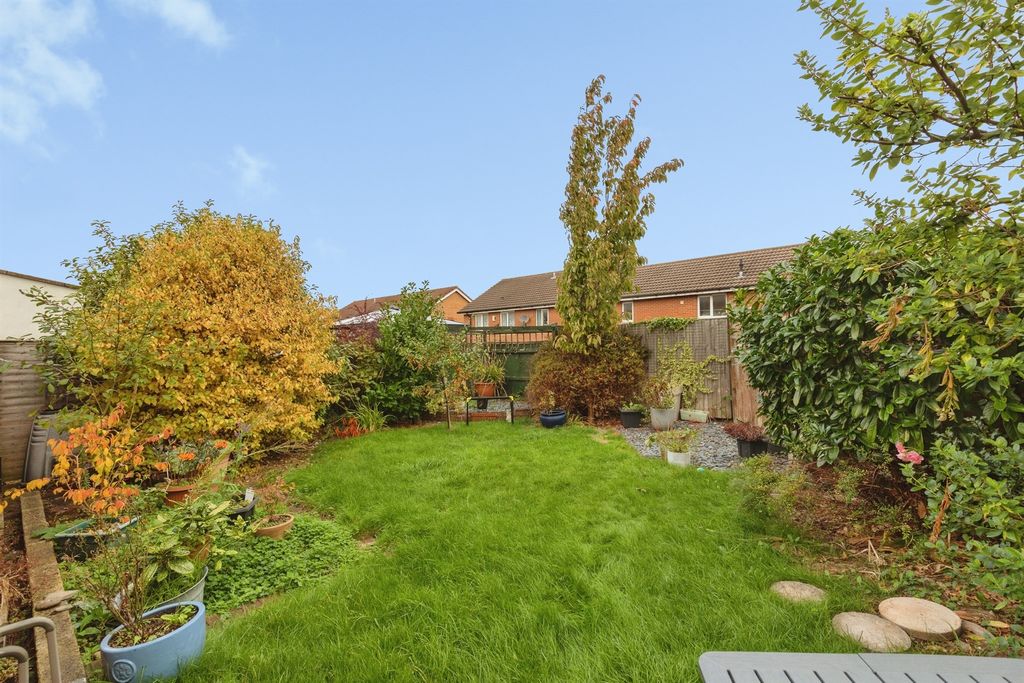Property photo 3 of 19