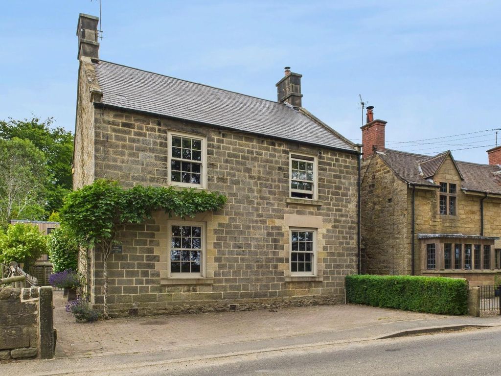 Property photo 1 of 52