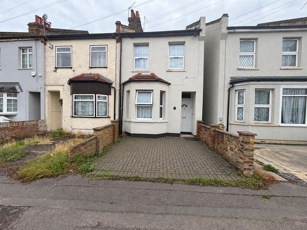 Property photo 1 of 6