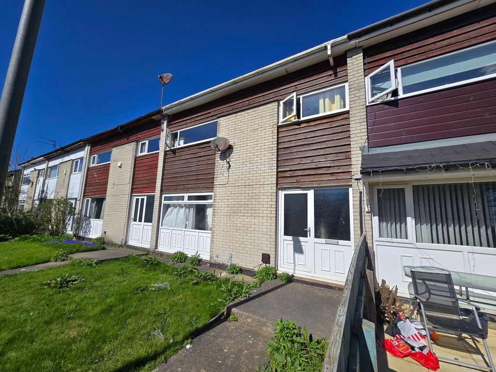 Property photo 1 of 11