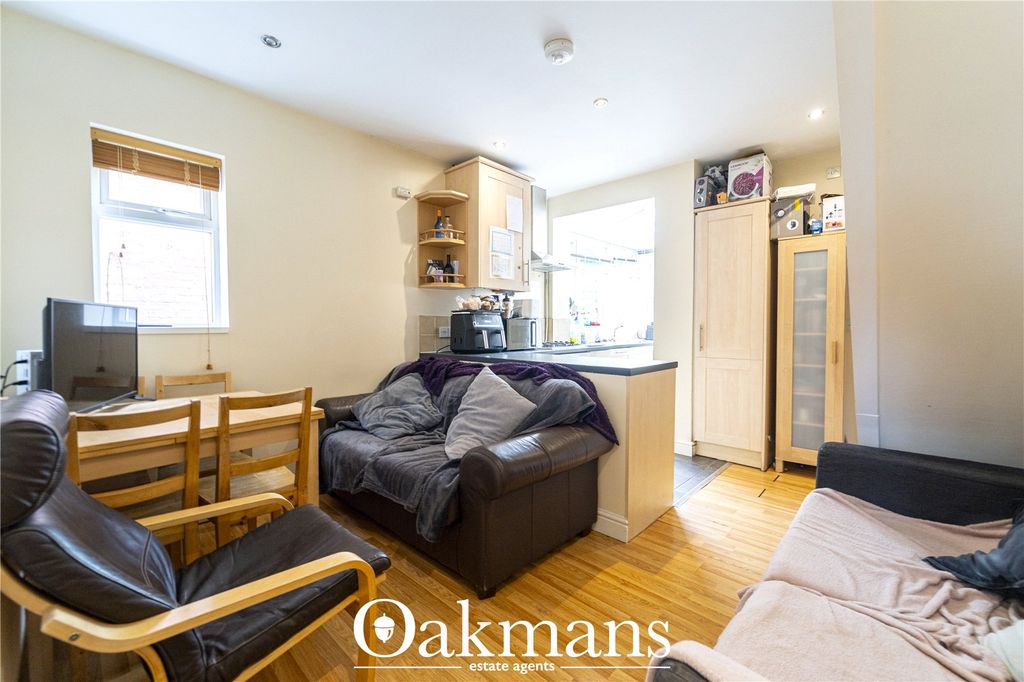 Property photo 2 of 16 Picture No. 03