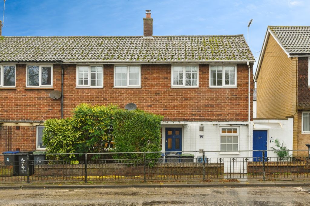 Property photo 2 of 23