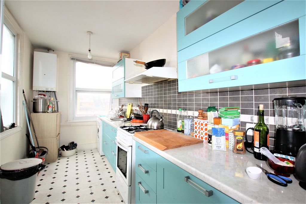 Property photo 2 of 4