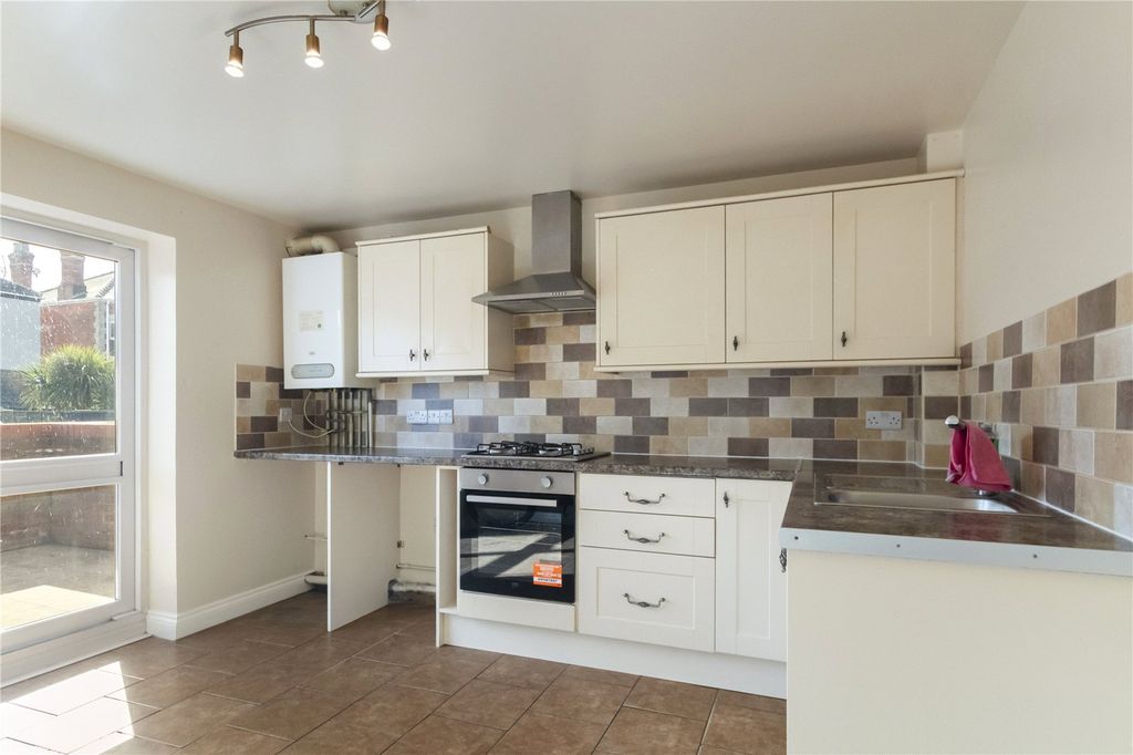 Property photo 2 of 8 Picture No. 05