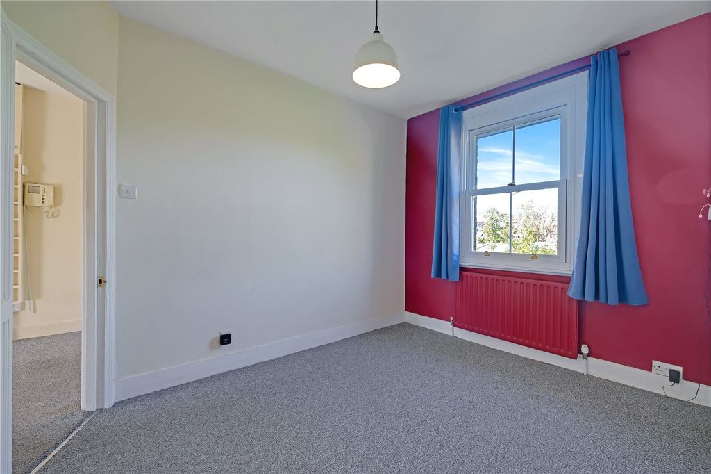 Property photo 3 of 15 Picture No. 06