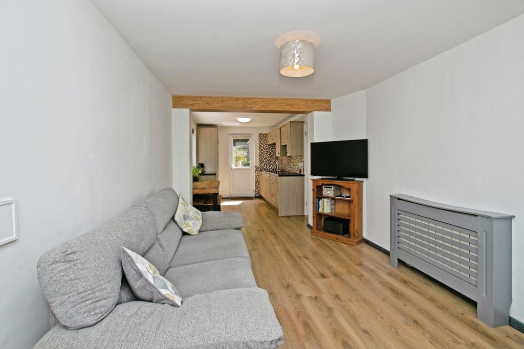 Property photo 3 of 19 Pbox-Img.Jpg