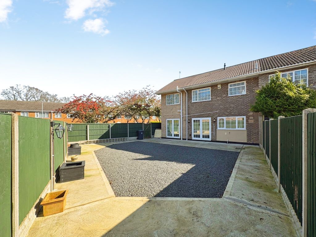 Property photo 2 of 19 9233933F-Img_9134