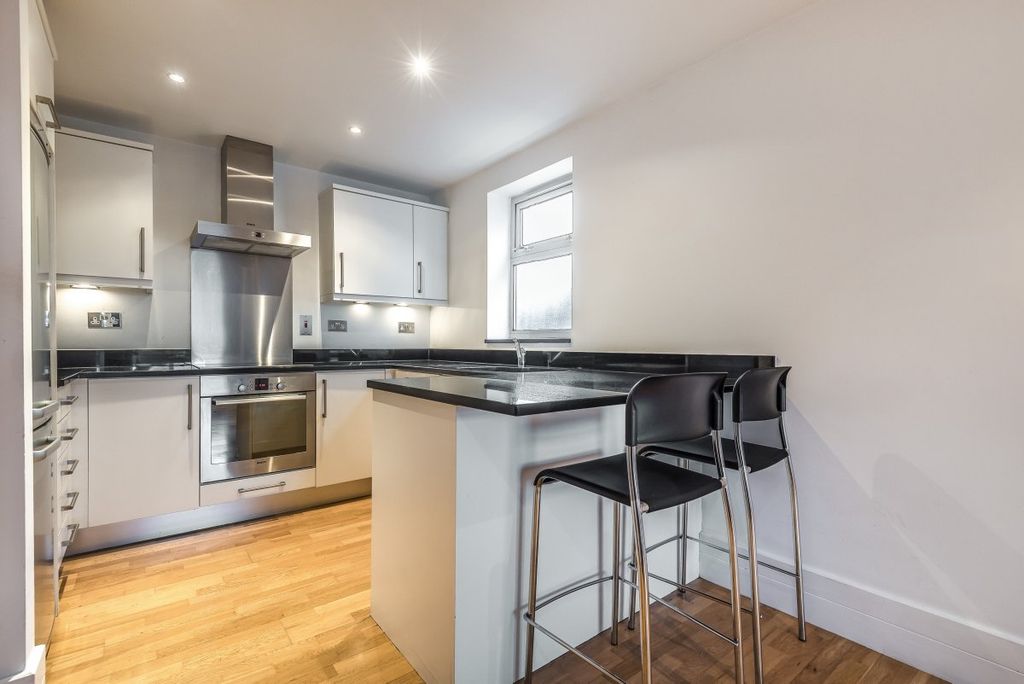 Property photo 1 of 6 423389 (3)