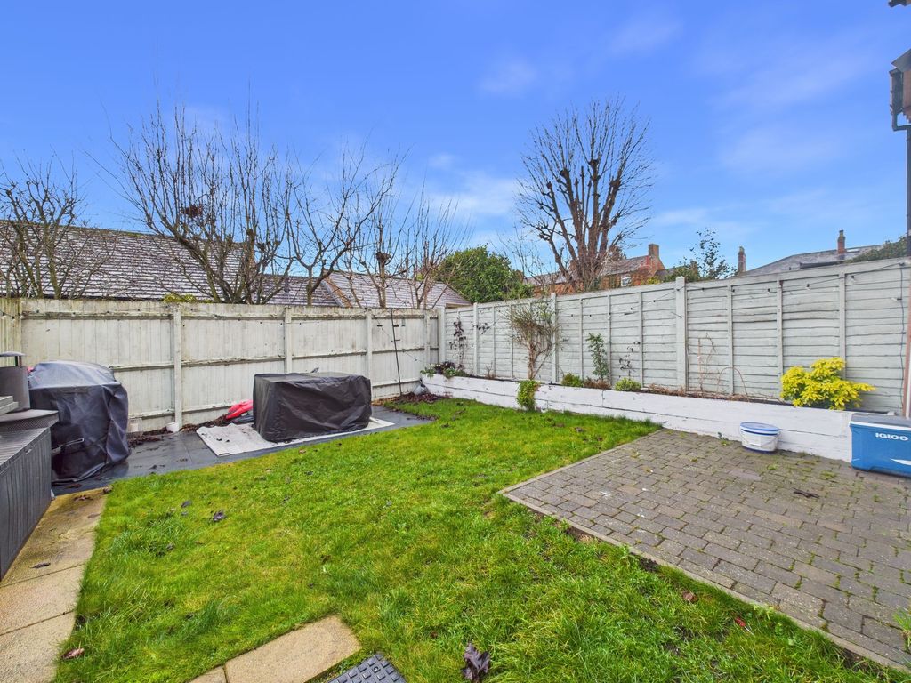 Property photo 2 of 22