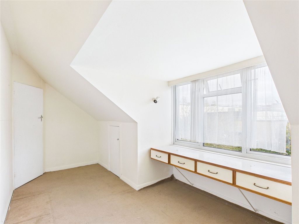 Property photo 3 of 8 Picture No. 01