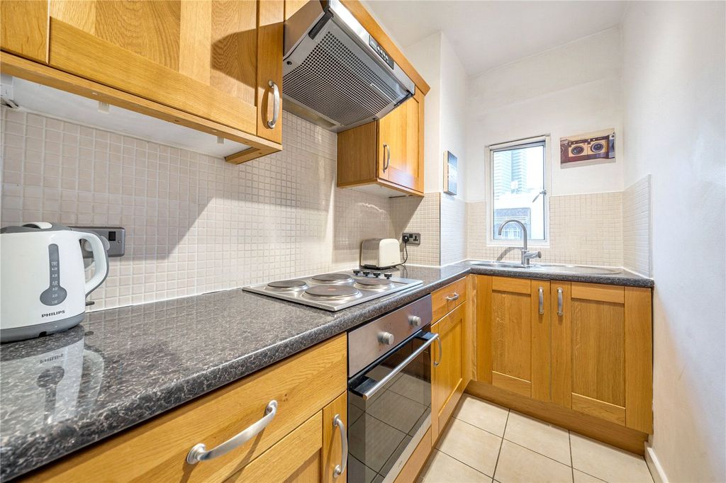 Property photo 3 of 20 Picture No. 14