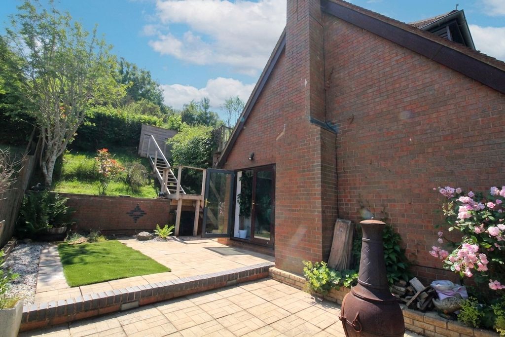 Additional image 34 of 5 bed detached house for saleRuthin Road, Gwernymynydd CH7